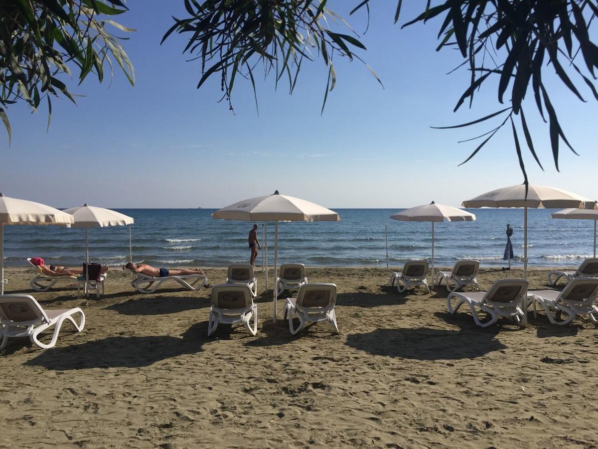 16 Sandy Beach Larnaca Exterior photo